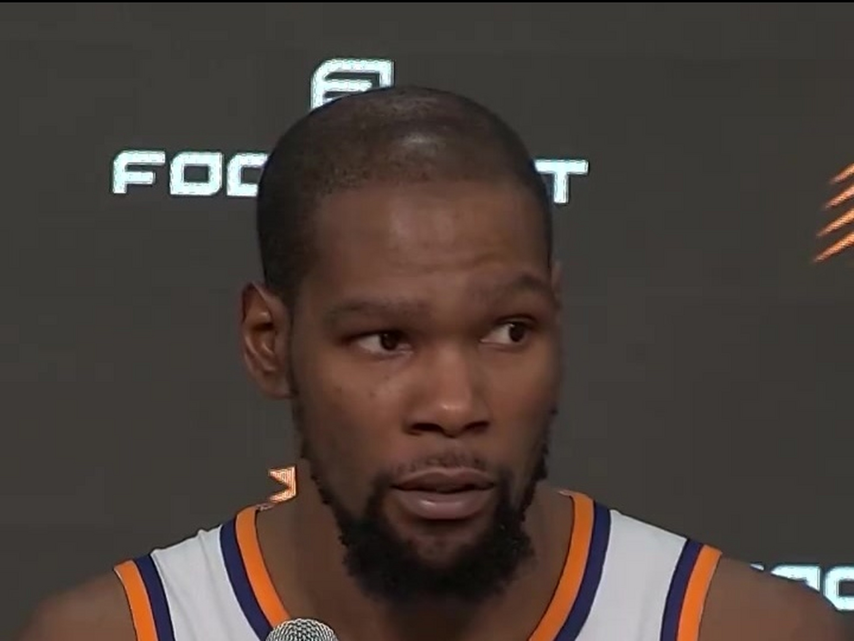 杜兰特在公牛比赛中绝杀，赛事规则更新引发热议！