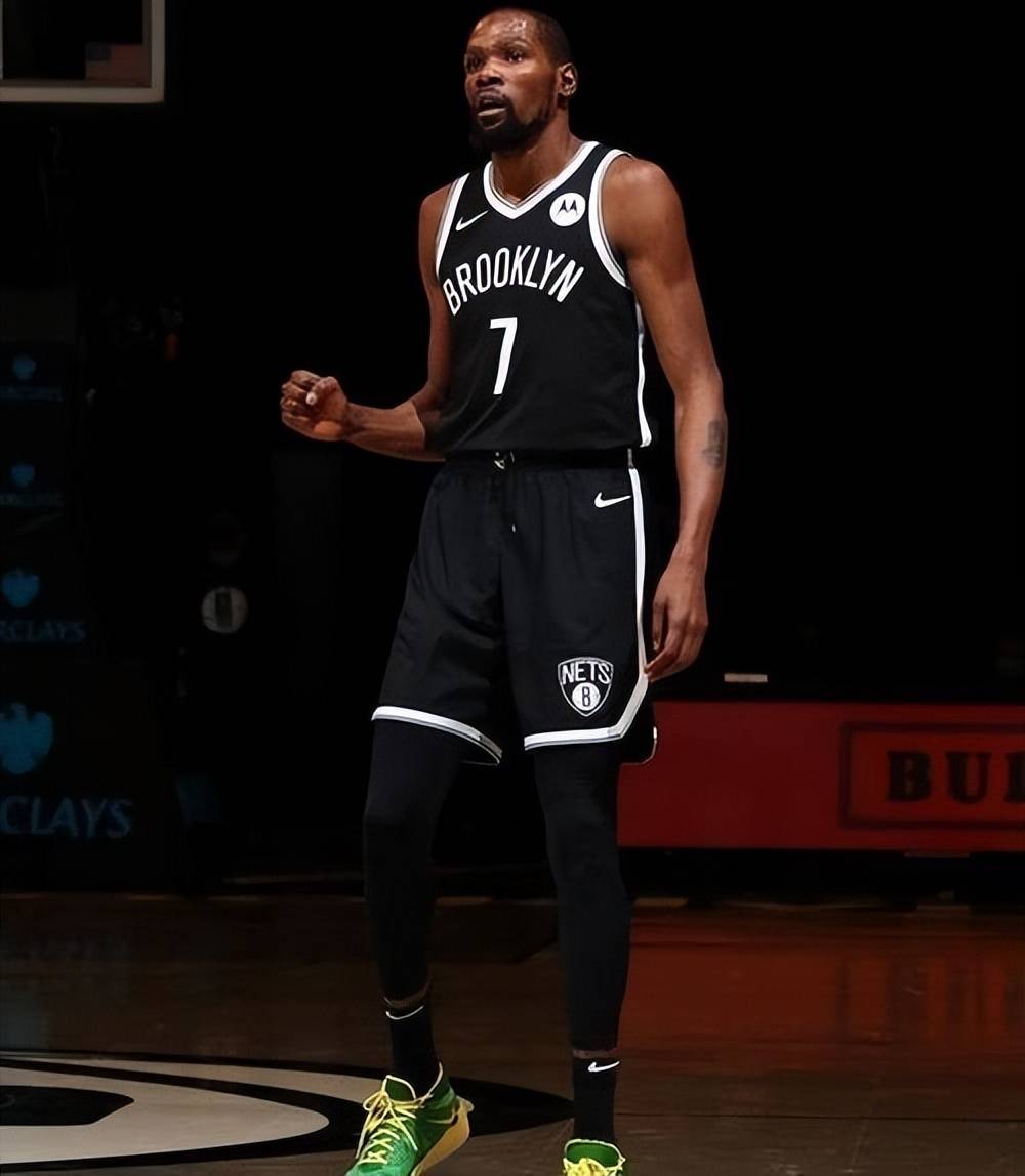 杜兰特赛事官方发布回归赛场新规，老鹰争议不断！